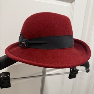 Goorin Brothers Deep Red/Maroon Felt Fedora
